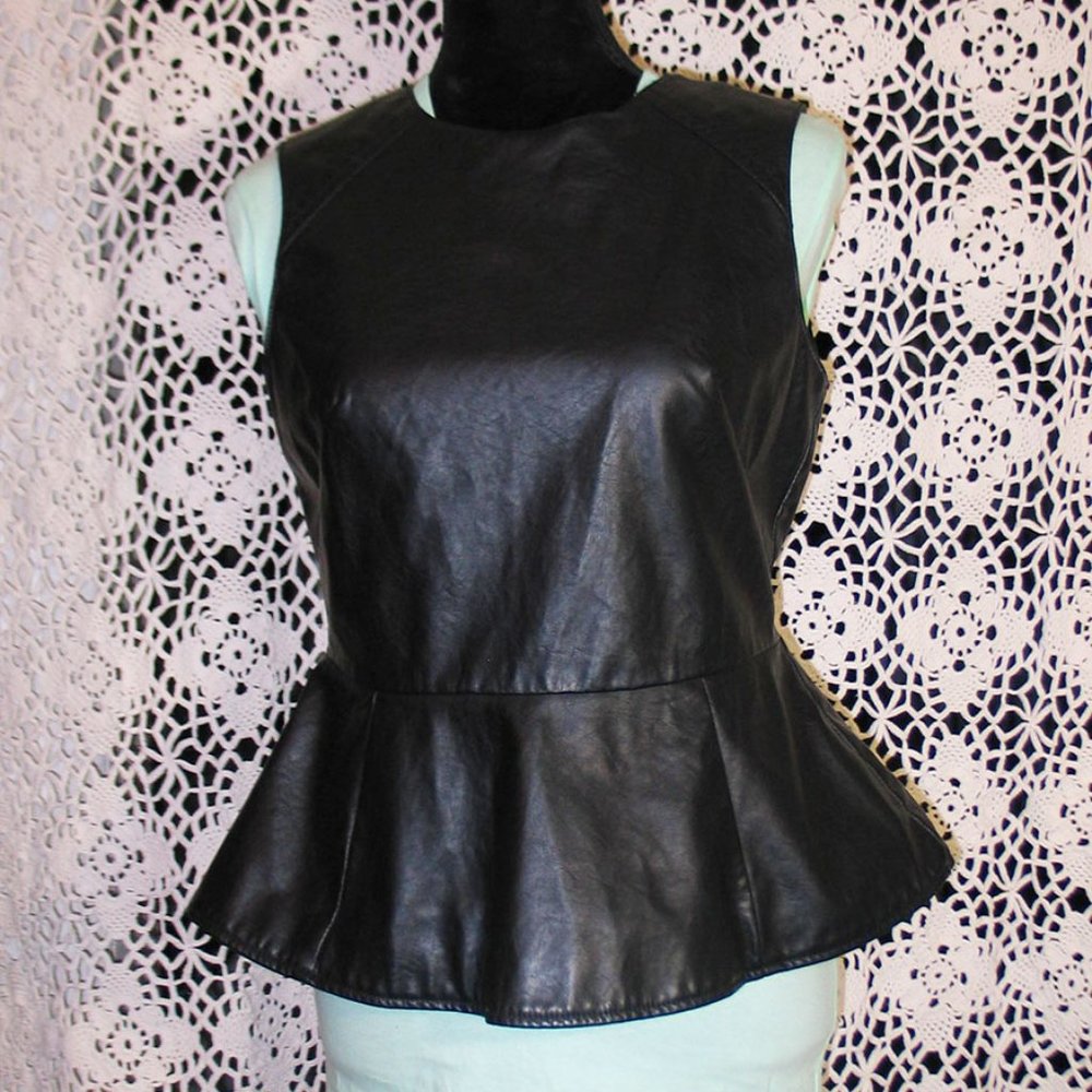 Last Kiss Faux leather peplum top T0006